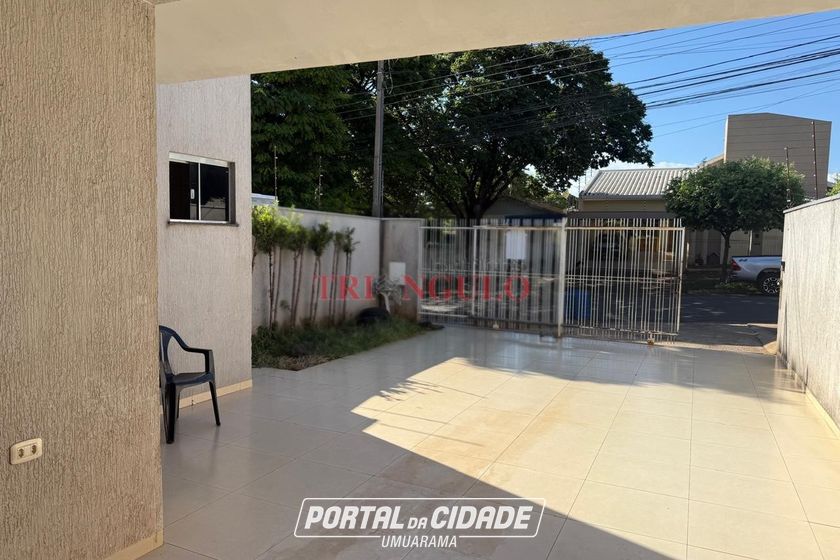 Casa &agrave; venda - 100m&sup2; - ZONA IV