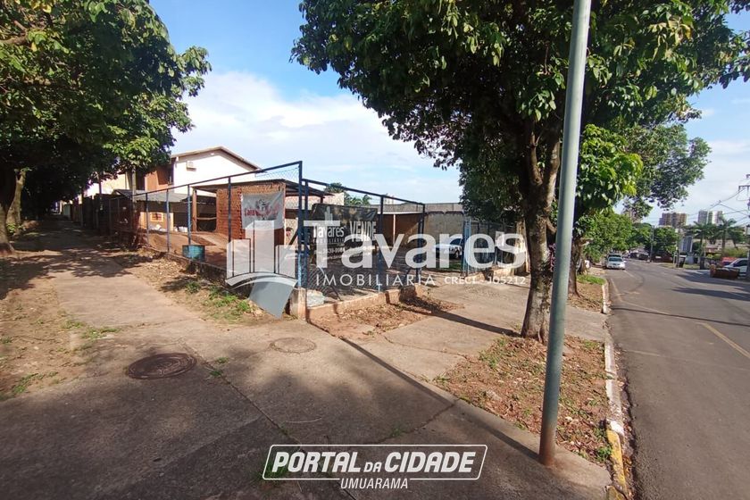 Terreno &agrave; venda - 437m&sup2; - Zona V