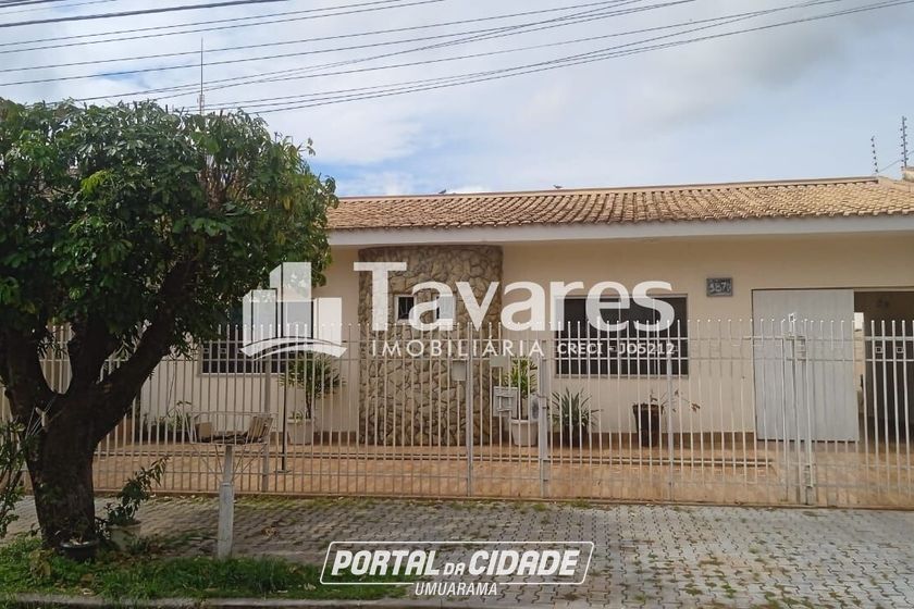 Casa &agrave; venda - 300m&sup2; - Zona II