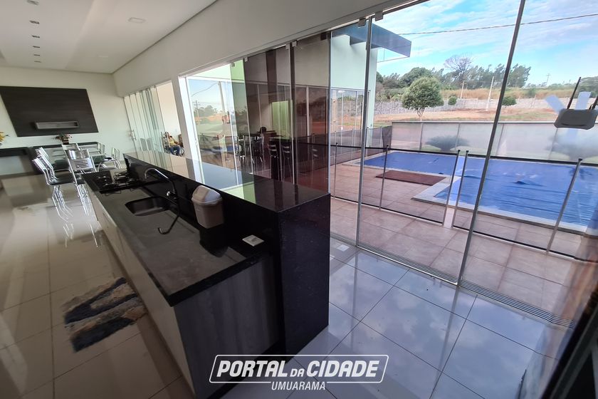 Casa &agrave; venda - 257m&sup2; - Condom&iacute;nio Porto Camargo