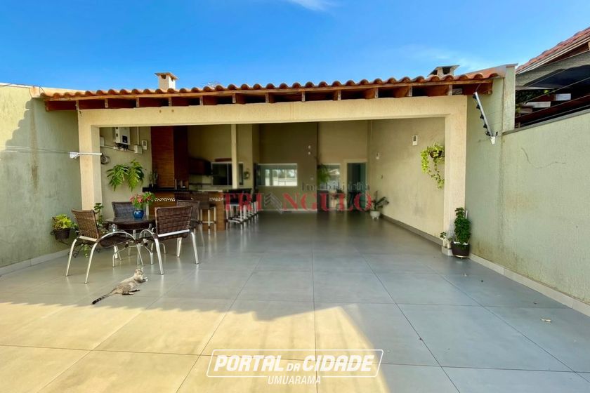 Casa &agrave; venda - 145m&sup2; - ZONA IV