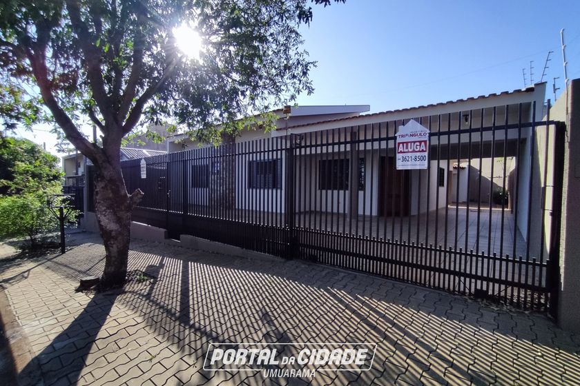 Casa para alugar - 203m&sup2; - ZONA IV