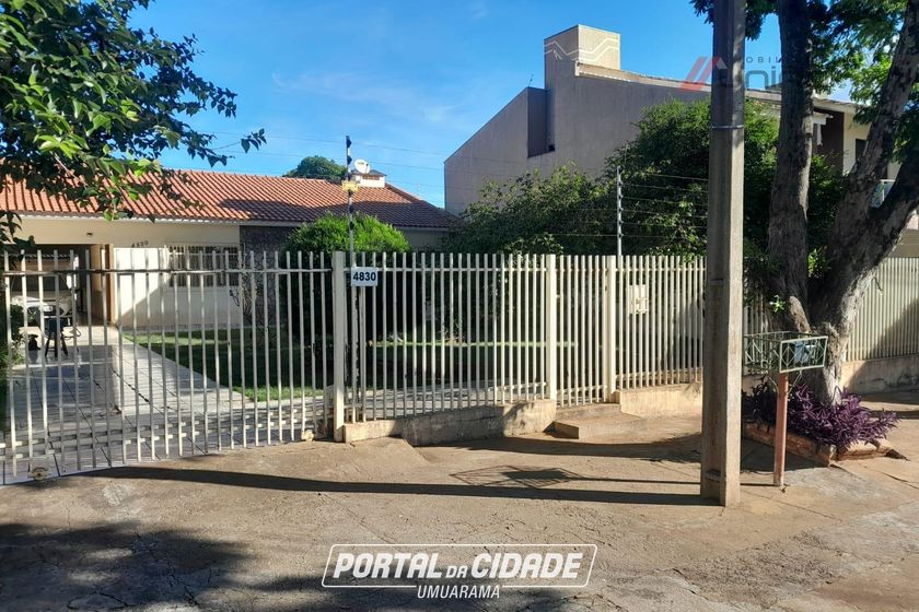 Casa para alugar - 490m&sup2; - Zona V