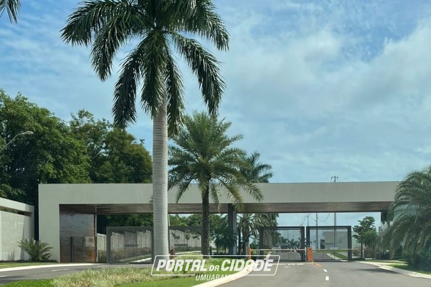 Terreno &agrave; venda - 373m&sup2; - Centro