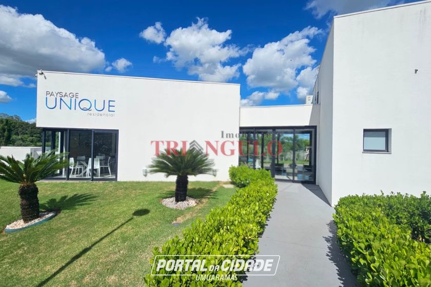 Terreno &agrave; venda - 270m&sup2; - PARQUE RESIDENCIAL INTERLAGOS 02