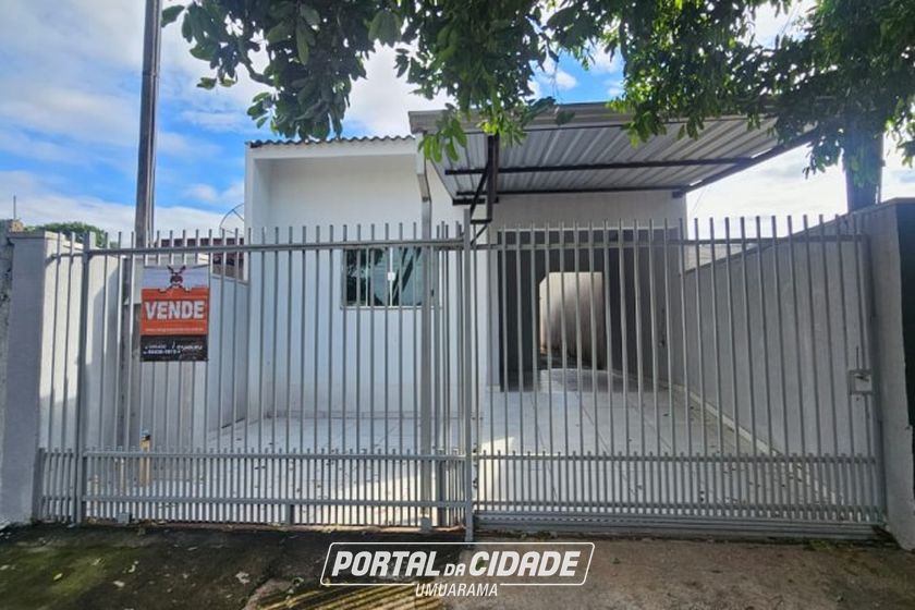 Casa &agrave; venda - 180m&sup2; - Parque Tarum&atilde;