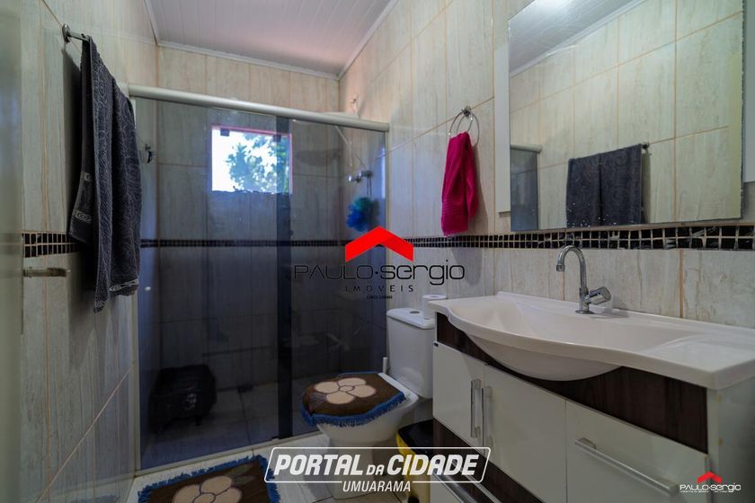 Ch&aacute;cara &agrave; venda - Br 323