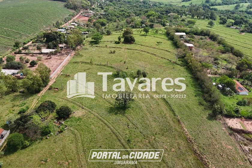 S&iacute;tio &agrave; venda - 242000m&sup2; - &Aacute;rea Rural de Umuarama