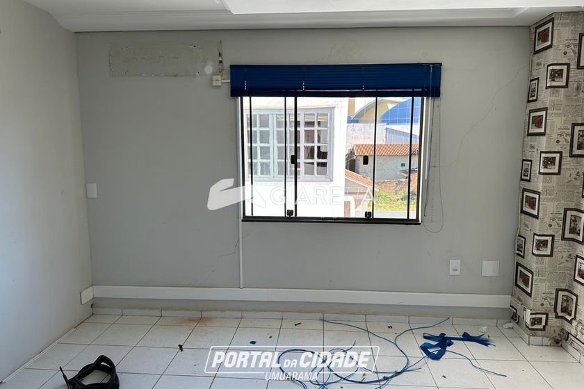 Sala Comercial &agrave; venda - 55m&sup2; - CENTRO