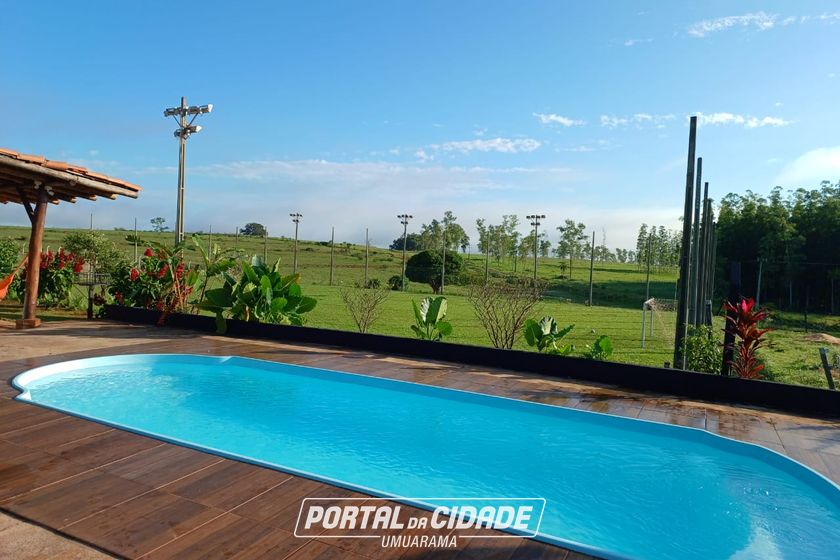 Ch&aacute;cara &agrave; venda - 20m&sup2; - Estrada Jaborandi