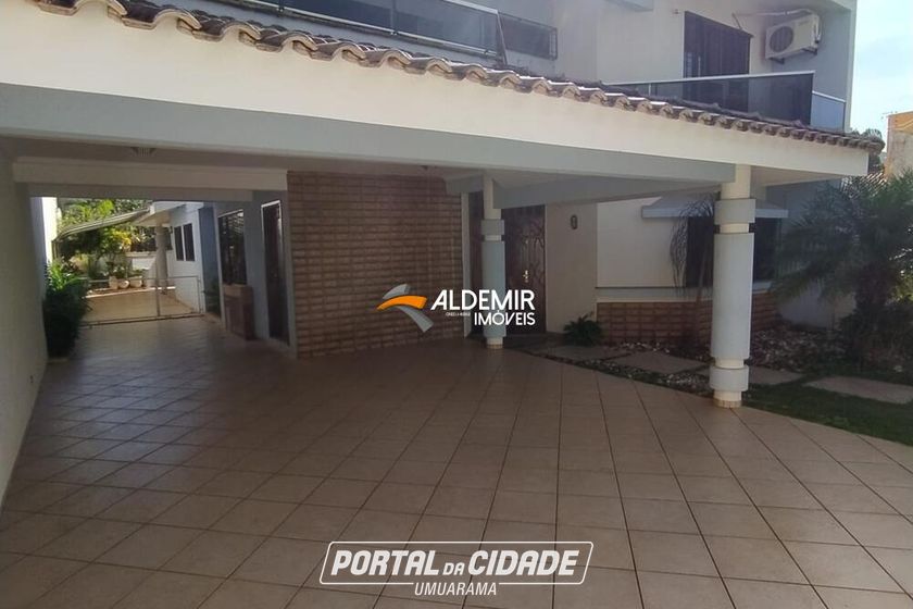 Sobrado &agrave; venda - 289m&sup2; - Zona Armaz&eacute;m