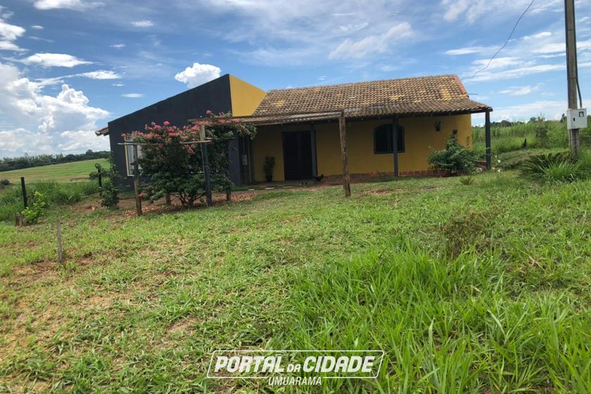 Ch&aacute;cara &agrave; venda - 20m&sup2; - Maria Helena