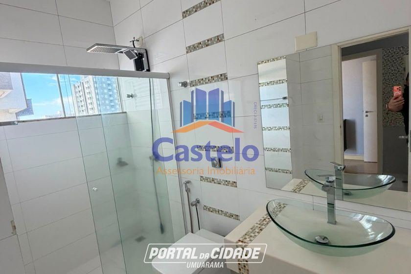 Casa &agrave; venda - 256m&sup2; - JARDIM BIRIGUI