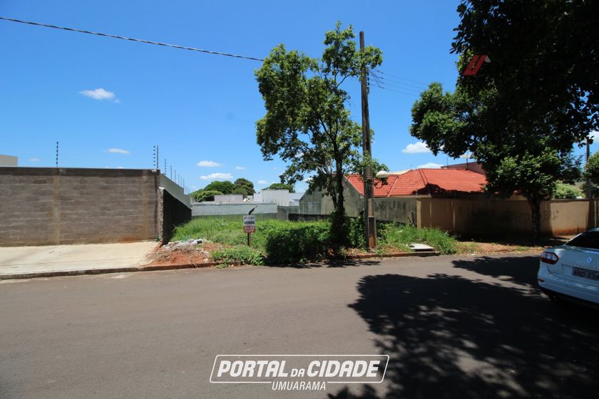 Terreno &agrave; venda - 360m&sup2; - Jardim Rotary