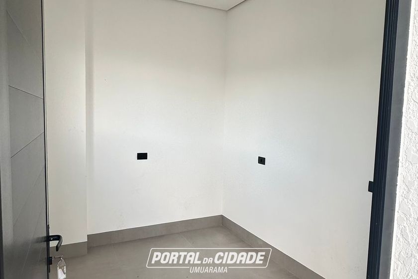 Sobrado &agrave; venda - 250m&sup2; - Condom&iacute;nio Residencial Royal Garden