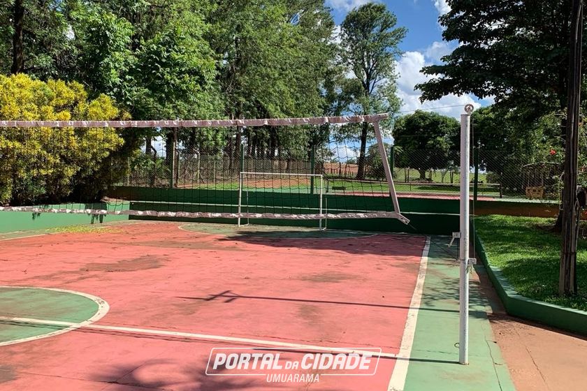 Ch&aacute;cara &agrave; venda - 7260m&sup2; - Zona I