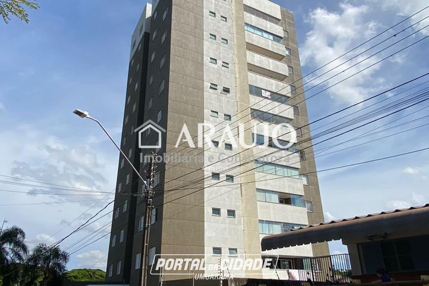 Apartamento &agrave; venda - 126m&sup2; - Edif&iacute;cio Villa Lobos - ZONA I