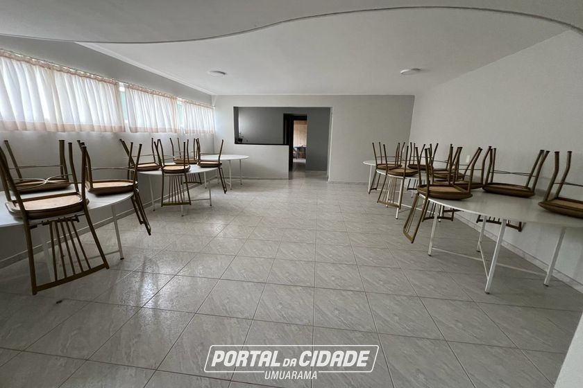 Apartamento &agrave; venda - 182m&sup2; - Centro