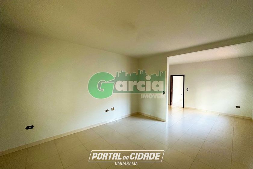 Casa &agrave; venda - 225m&sup2; - Zona II
