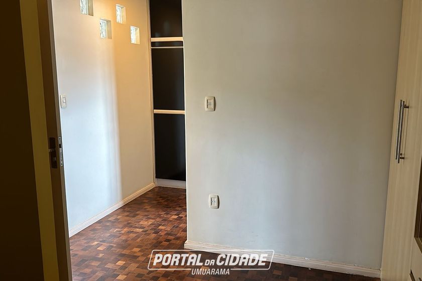 Casa &agrave; venda - 372m&sup2; - Zona I-A