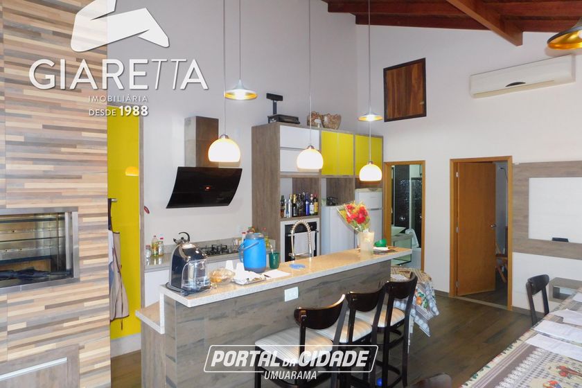 Casa &agrave; venda - 238m&sup2; - JARDIM LA SALLE