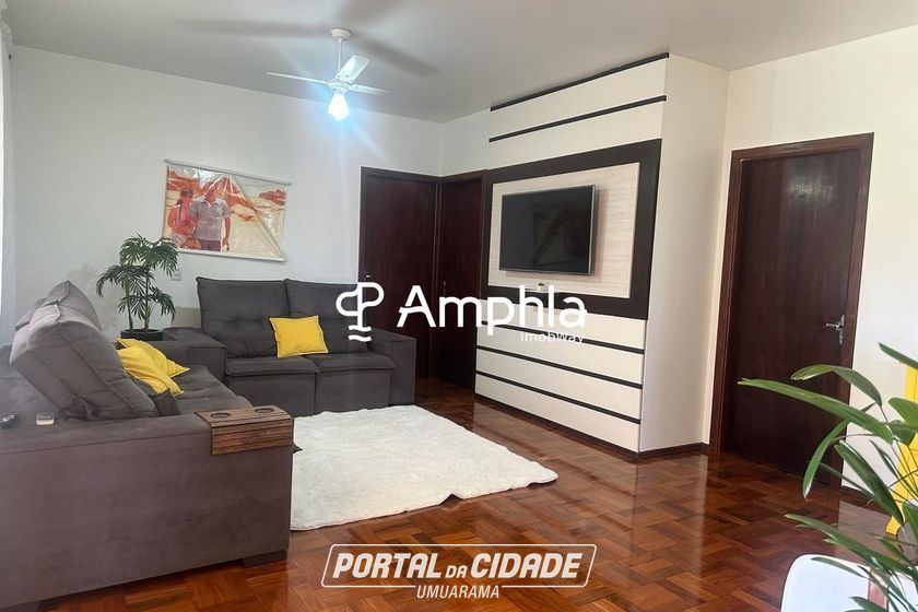 Terreno &agrave; venda - 90m&sup2; - Centro