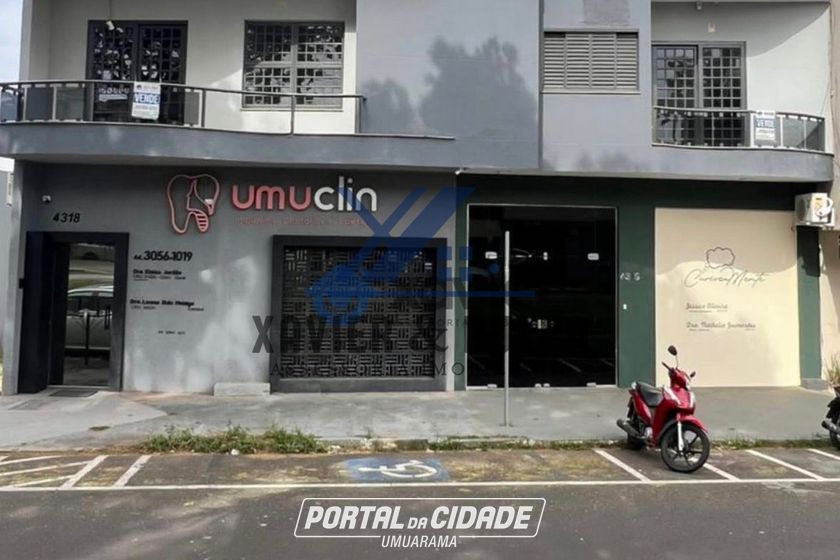 Sala Comercial &agrave; venda - 400m&sup2; - Centro Da Cidade