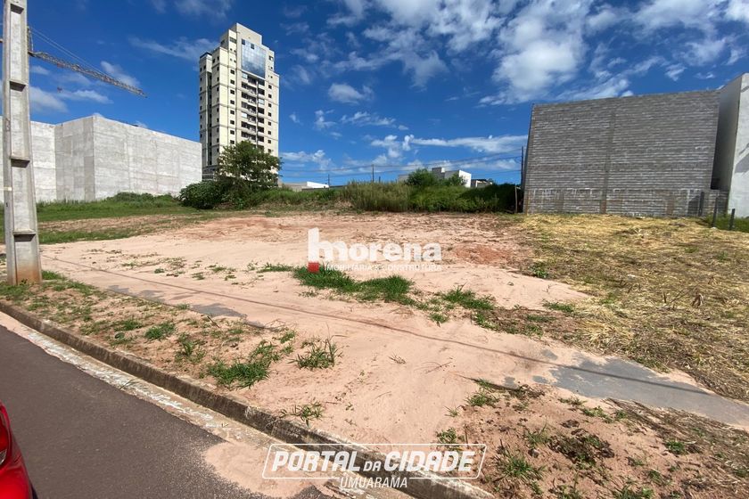 Terreno &agrave; venda - 400m&sup2; - Zona I