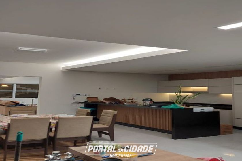 Sobrado &agrave; venda - Zona VII