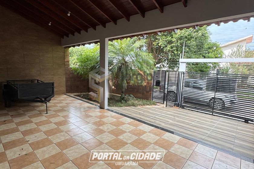 Casa &agrave; venda - 250m&sup2; - Jardim Bandeirantes