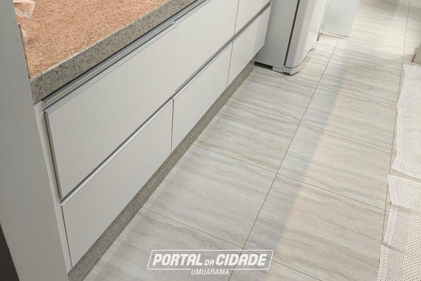 Apartamento &agrave; venda - 101m&sup2; - Zona I-a