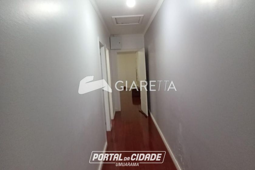 Casa &agrave; venda - 270m&sup2; - JARDIM GISELA