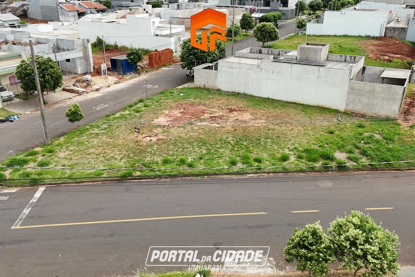 Terreno &agrave; venda - 333m&sup2; - Jardim Colorado