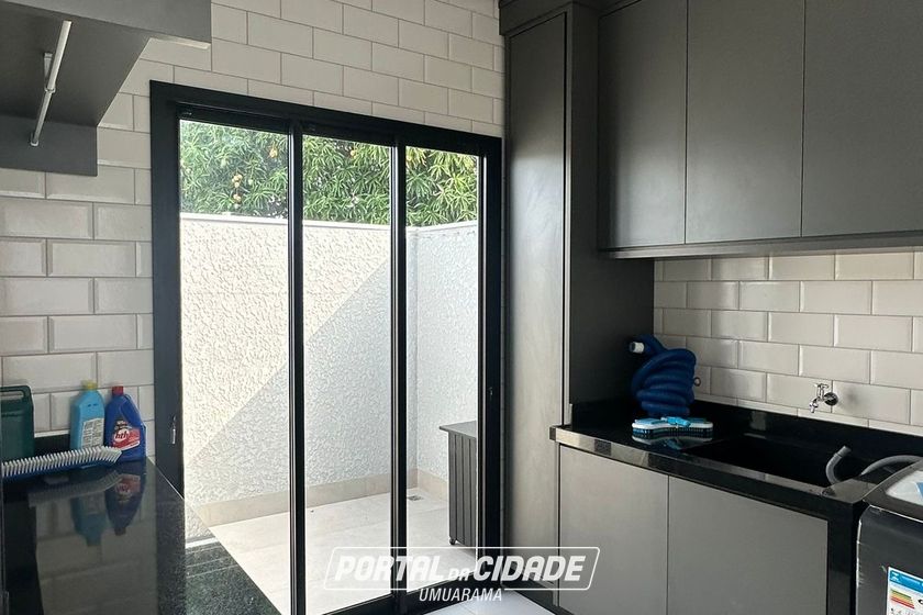 Sobrado &agrave; venda - 250m&sup2; - Condom&iacute;nio Residencial Royal Garden