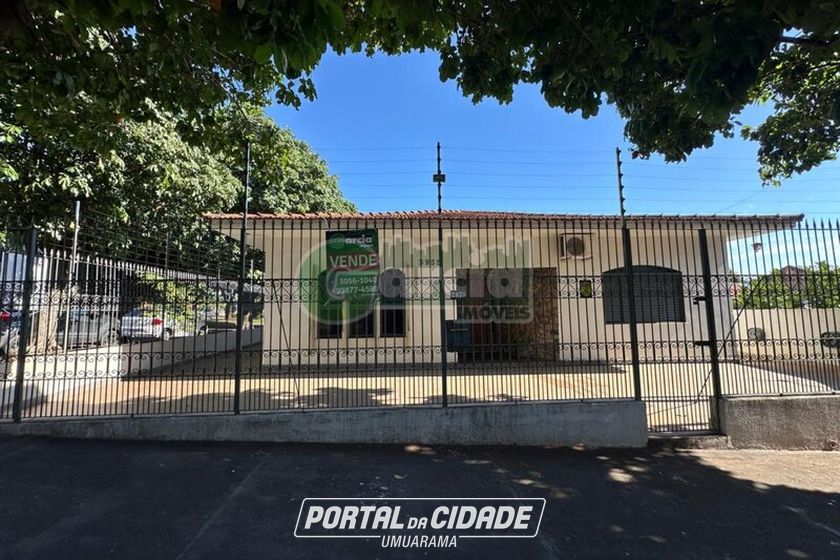 Casa &agrave; venda - 300m&sup2; - Parque San Remo I