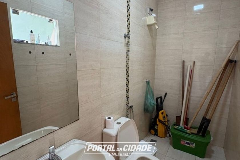 Casa &agrave; venda - 420m&sup2; - JARDIM SUZUKI