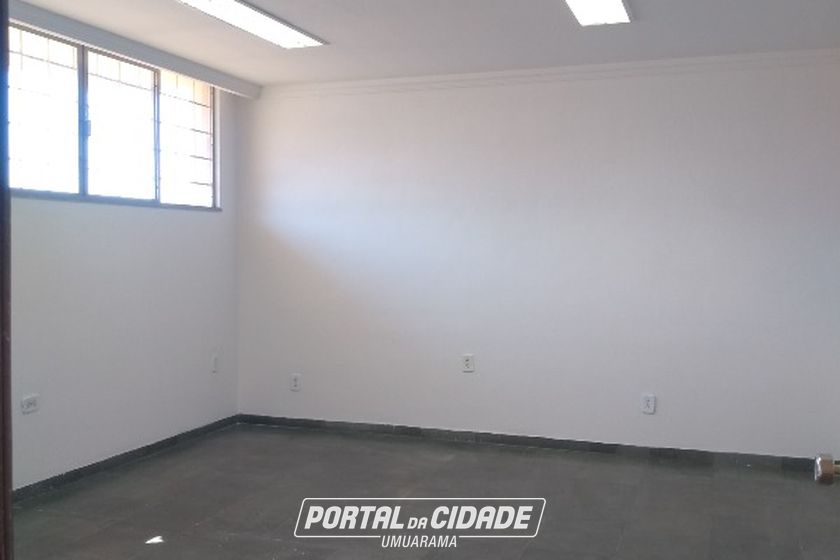 Sala Comercial para alugar - 240m&sup2; - Zona II