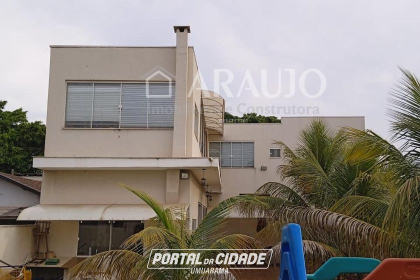 Sobrado &agrave; venda - 395m&sup2; - Serra dos Dourados