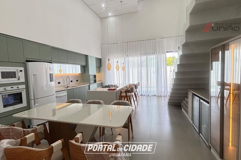 Casa &agrave; venda - 250m&sup2; - Residencial Royal Garden