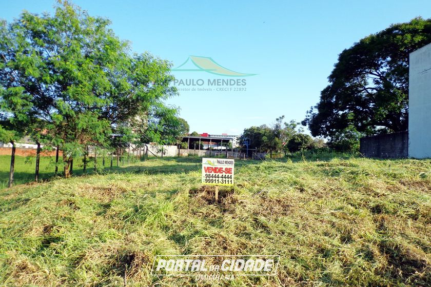 Terreno &agrave; venda - 433m&sup2; - Zona II