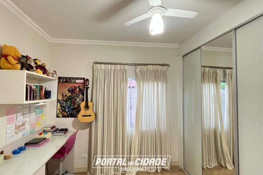 Casa &agrave; venda - 345m&sup2; - Jardim Tamoio