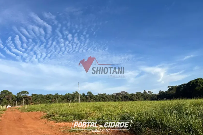 Ch&aacute;cara &agrave; venda - &Aacute;rea Rural de Umuarama