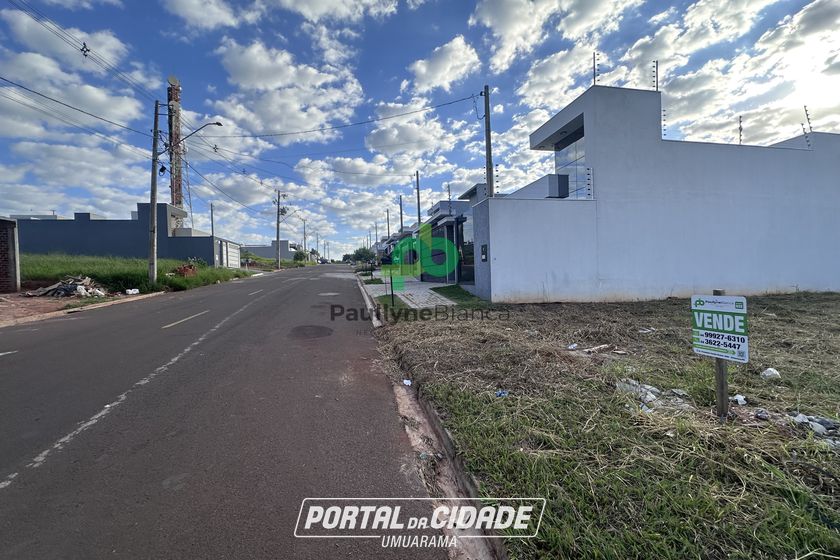 Terreno &agrave; venda - 182m&sup2; - Portugu&ecirc;s
