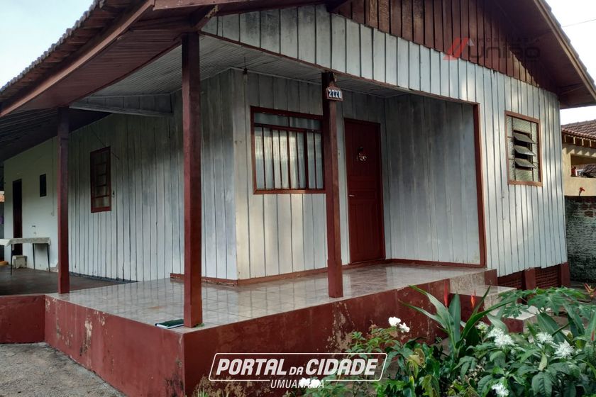 Casa &agrave; venda - 90m&sup2; - Zona VI