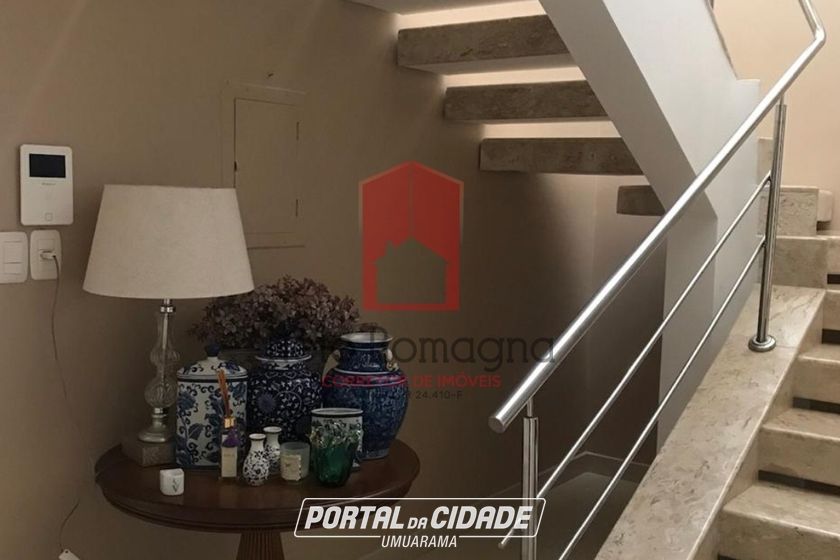 Sobrado &agrave; venda - 276m&sup2; - Zona II