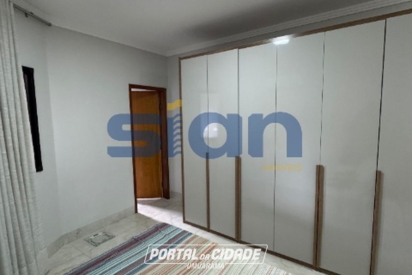 Casa &agrave; venda - 206m&sup2; - Jardim Para&iacute;so