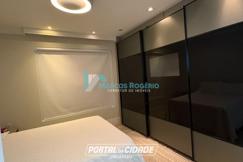 Apartamento &agrave; venda - 127m&sup2; - Centro