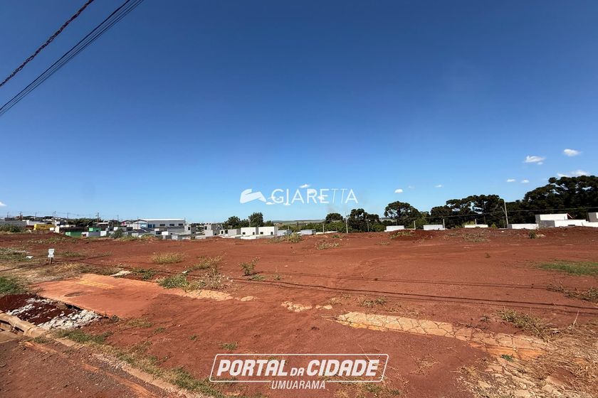 Terreno &agrave; venda - 250m&sup2; - JARDIM PANORAMA