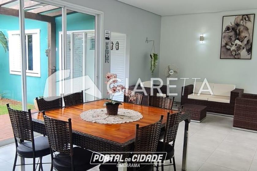 Casa &agrave; venda - 204m&sup2; - JARDIM PANCERA