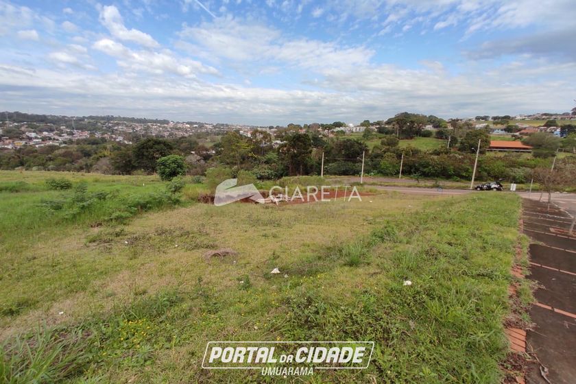 Terreno &agrave; venda - 401m&sup2; - CENTRO